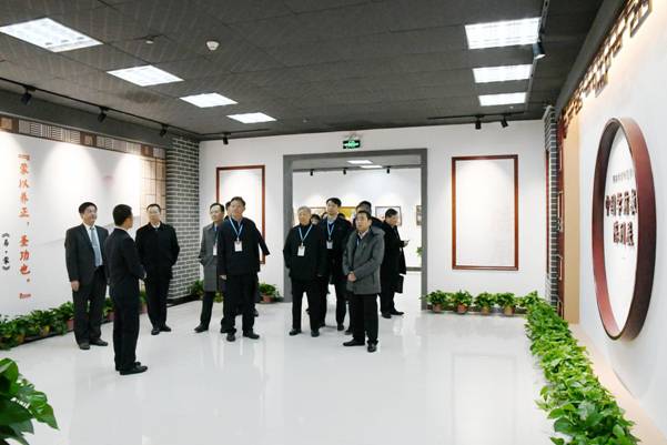 http://www.snsy.edu.cn/_mediafile/sxjyxy/2019/12/02/54te5rmsuf.jpg