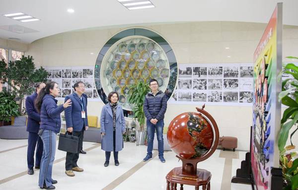 http://www.snsy.edu.cn/_mediafile/sxjyxy/2019/12/02/2u81tszso0.png